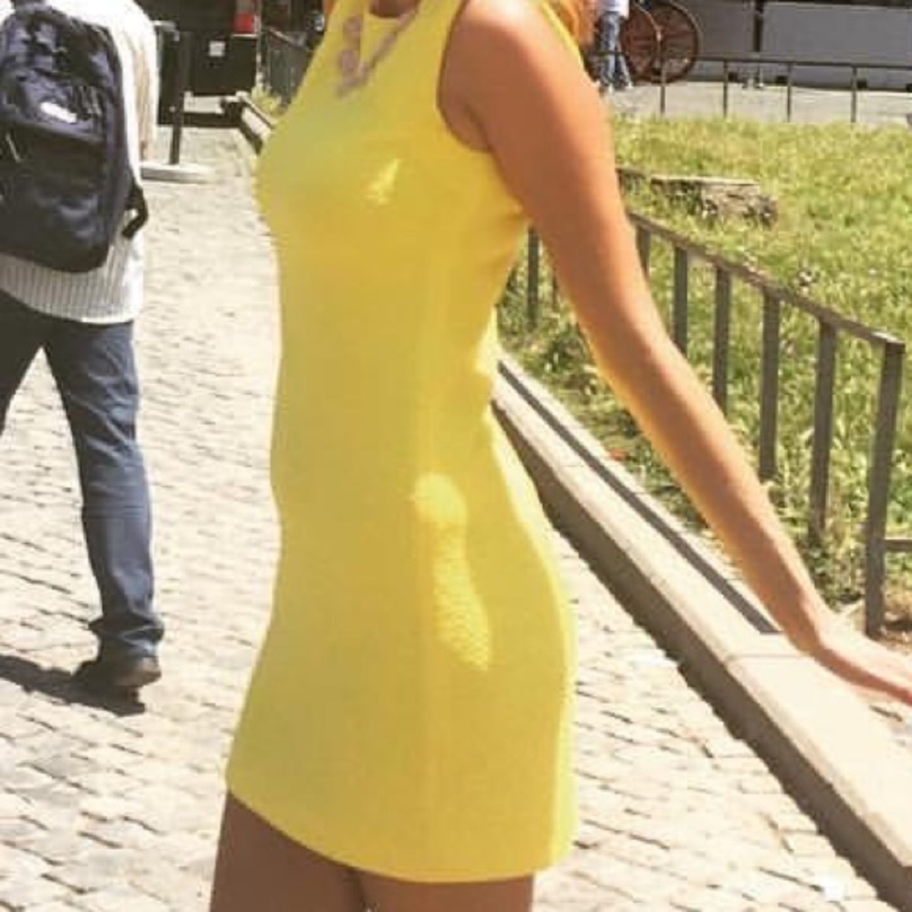 Dress - Picture 5 of 5